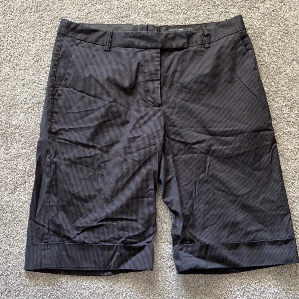 H&M women’s long shorts. Size 14
